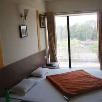 Hotel New York, Ahmedabad 5